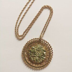 Faux Jade Stone Gold Tone Medallion Pendant Necklace Vintage Chunky Sun Circle